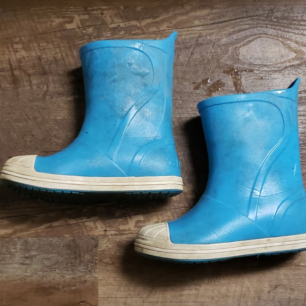 Rain boots